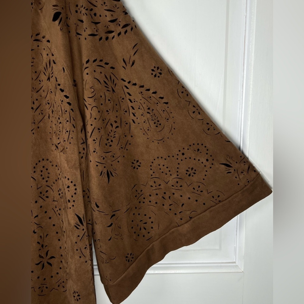 AE Outfitters Faux Suede Laser-Cut Open Front Kimono Sweater Brown Size XS - Picture 5 of 8